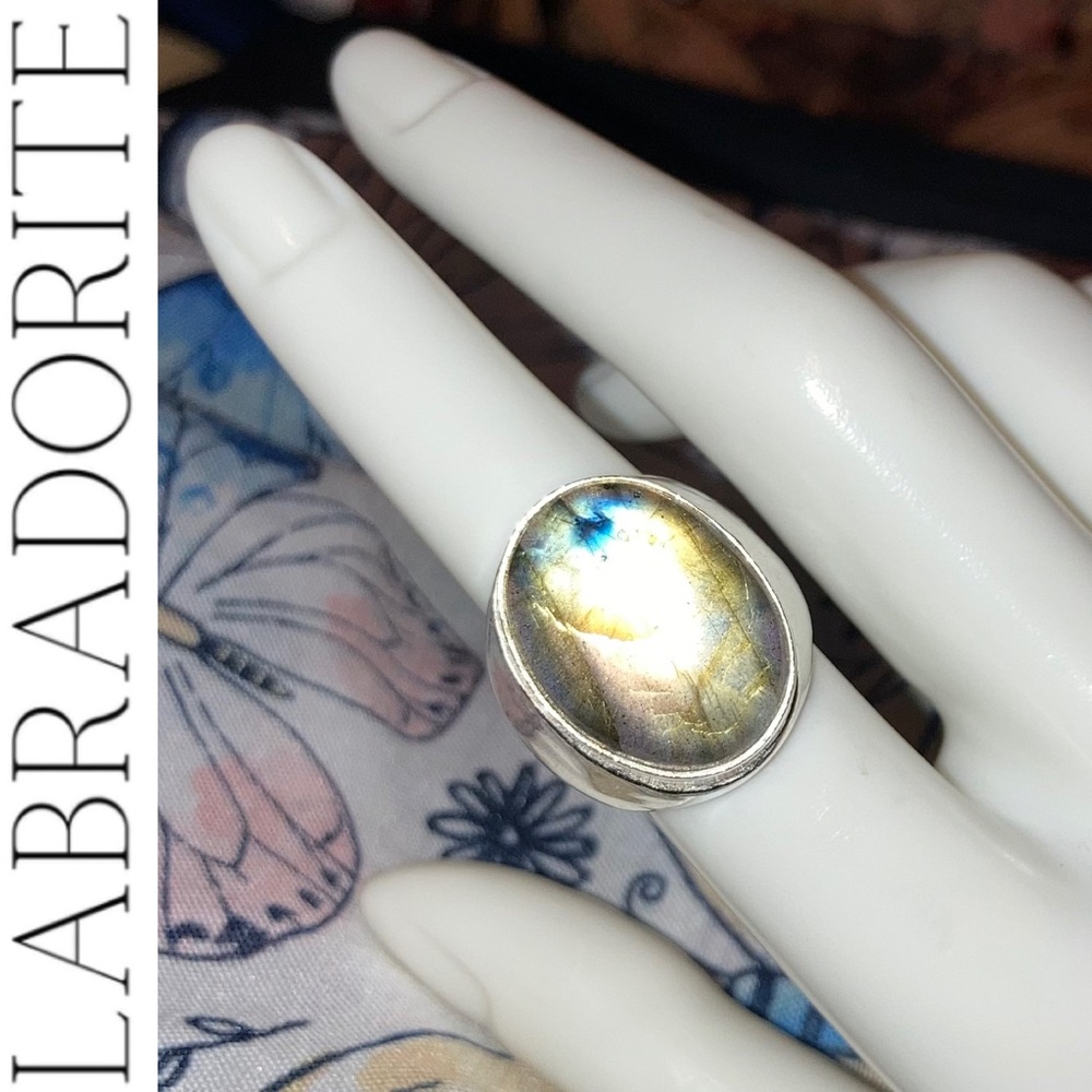 Labradorite Gemstone Men's Signet Style Handmade Ring - Picture 5 of 6
